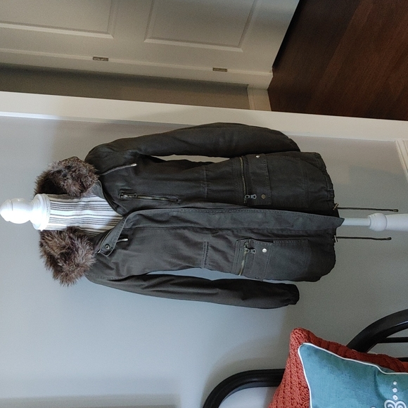 Banana Republic Jackets & Blazers - Banana Republic Faux Fur Utility Coatp